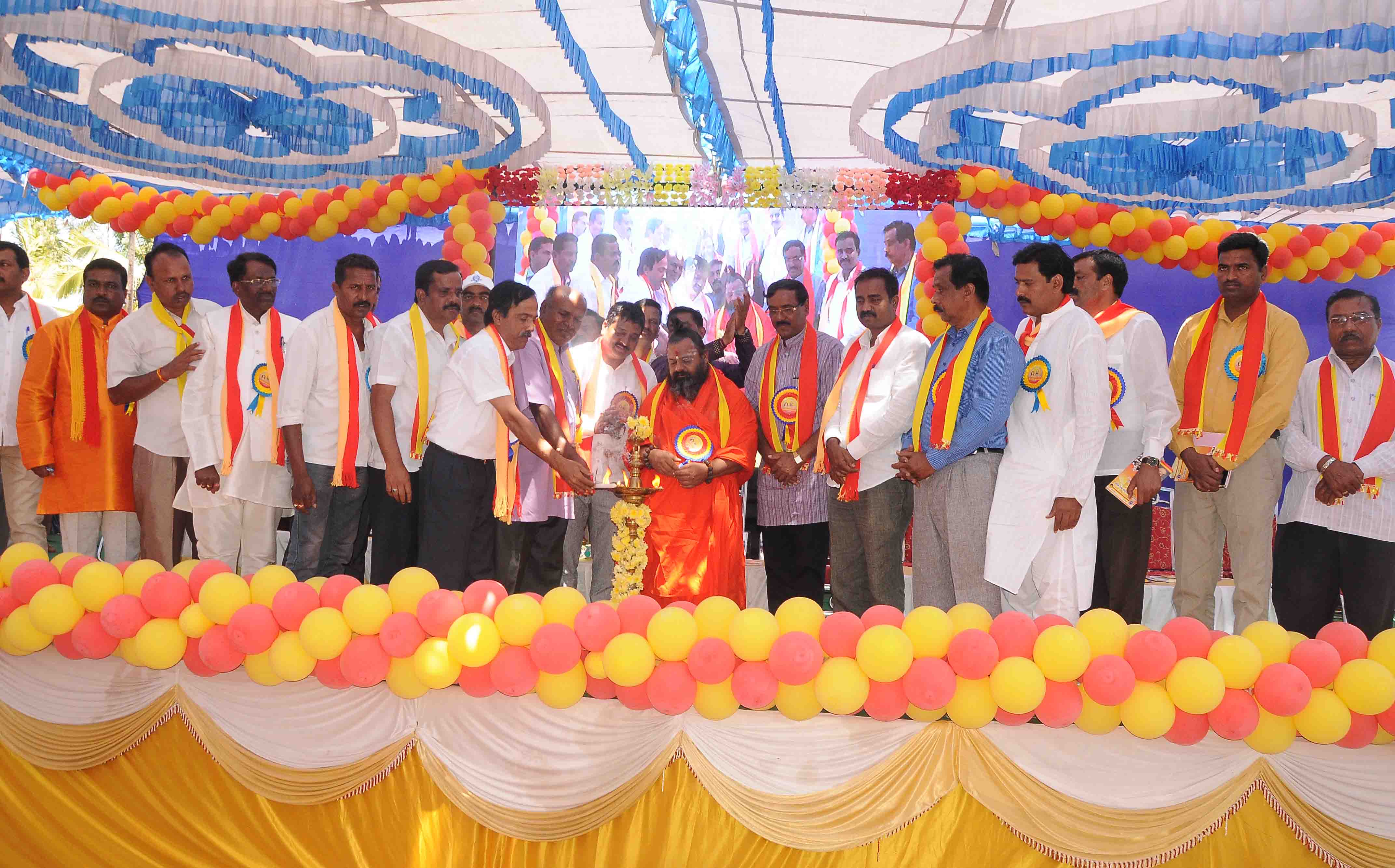 ಬದುಕು ಹಸನಾಗಬೇಕಾದರೆ ಸಾಹಿತ್ಯ ಅವಶ್ಯಕ: ಮಳಲಿ ವಸಂತಕುಮಾರ್